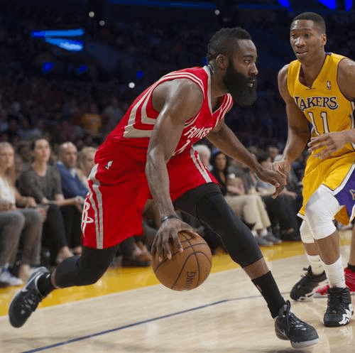 强年轻球员 强年轻球员