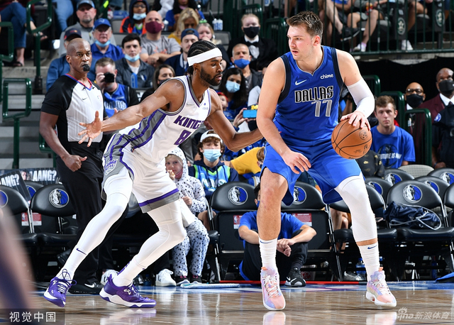 尤其是年轻 尤其是年轻