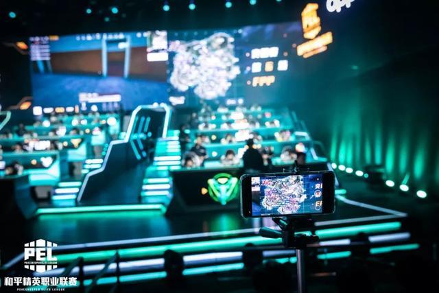 其转会策略 其转会策略